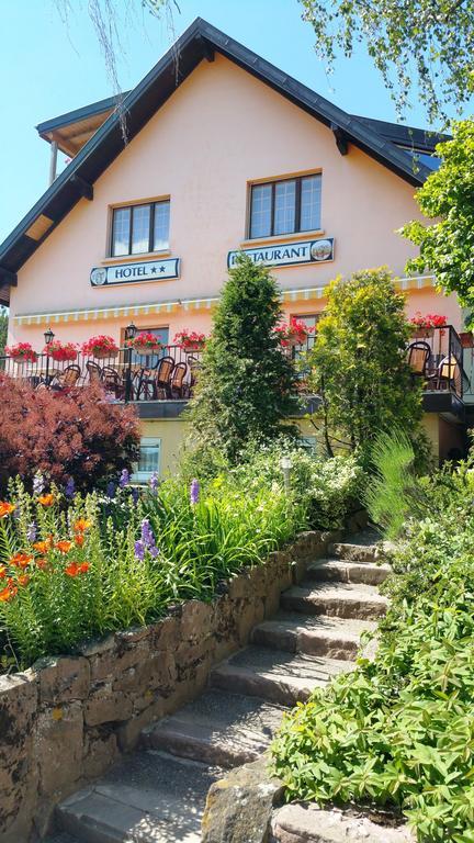 A L'Arbre Vert Wintzfelden Luaran gambar